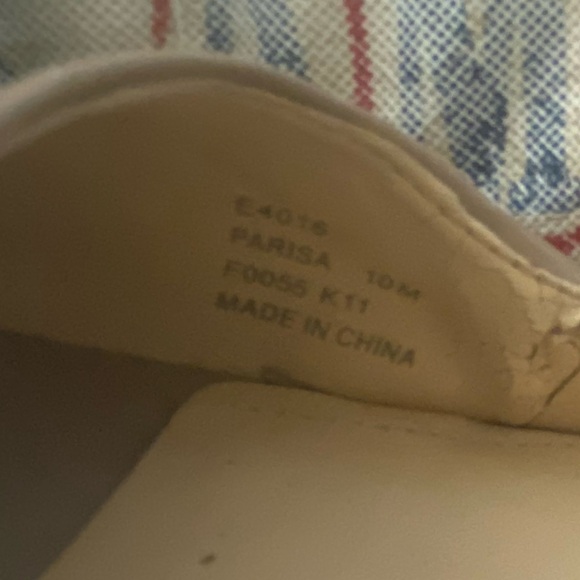 Calvin Klein Collection Tan Heels Elegant Design - Picture 5 of 5